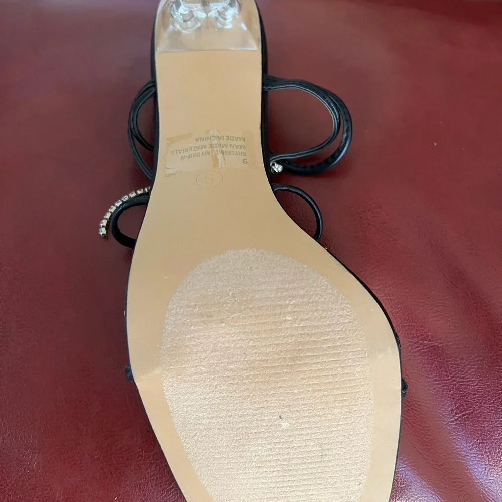 Diamond heel lace up - Picture 4 of 4